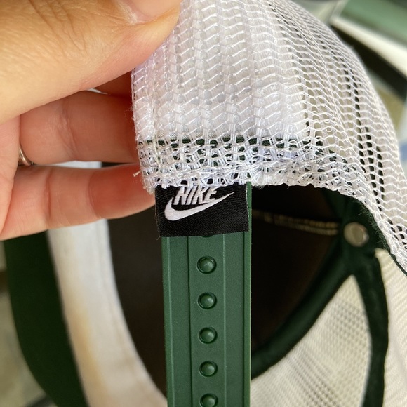 Nike Stranger Things Hawkins High Hat - Picture 4 of 5